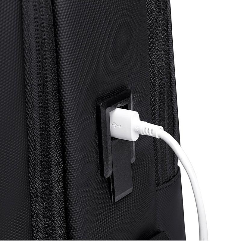 Arctic Hunter 15.6-inch Water-Resistant Laptop Backpack with USB and Headphone Ports – Durable Polyester Daypack for Men and Women B00555 Black